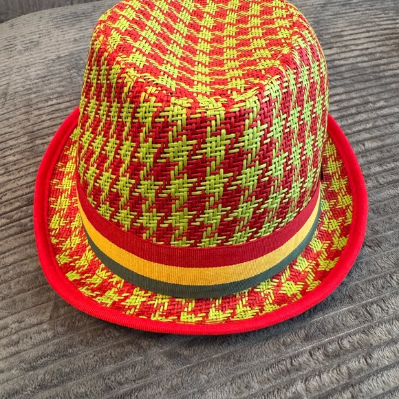 Peter Grimm “one love” Houndstooth Hat - Picture 1 of 3